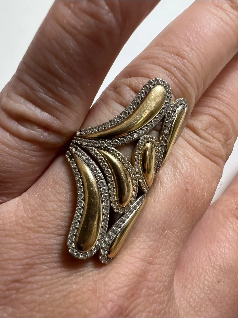 14K Gold and clear stones leaf accents Women's Statement Ring
